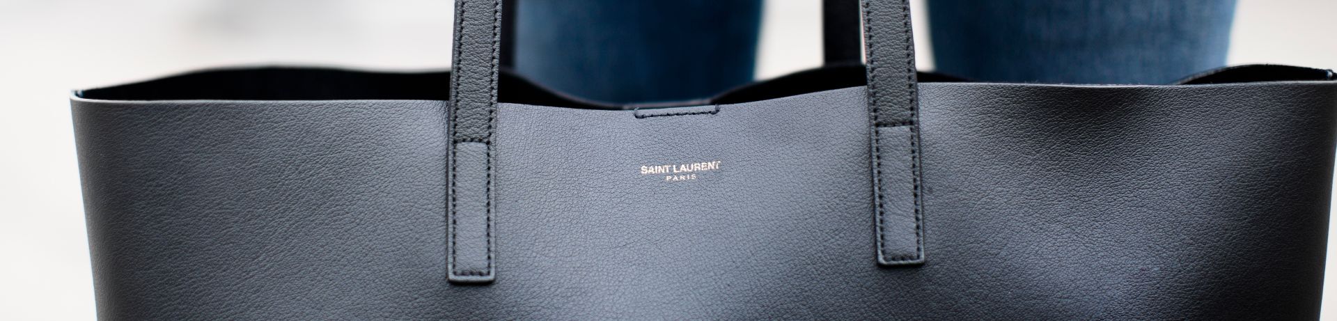 Saint Laurent Shopping Saint Laurent E/W Tote Bag - Black - One Size